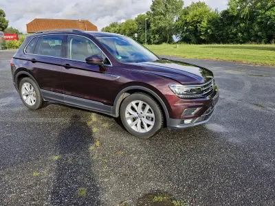 Gebraucht VW Tiguan Highline 150 PS (110 kW) 2018 Rot SUV