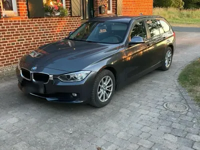 Gebraucht BMW 320 184 PS (135 kW) 2013 Grau Kombi