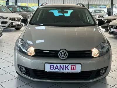 Gebraucht VW Golf VI Match 86 PS (63 kW) 2013 Silber Kombi