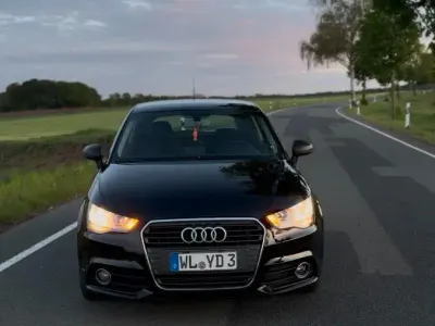Gebraucht Audi A1 Comfort 90 PS (66 kW) 2012 Schwarz Kleinwagen
