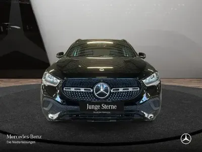 Gebraucht Mercedes GLA250 218 PS (160 kW) 2023 SUV