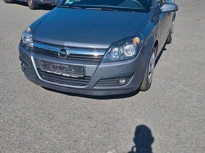 Second-hand Opel Astra 66 CP (48 kW) 2005 Gri Berlinǎ