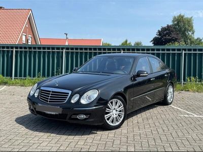 Mercedes E320