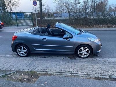 Gebraucht Peugeot 207 CC Premium 109 PS (80 kW) 2009 Grau Cabrio