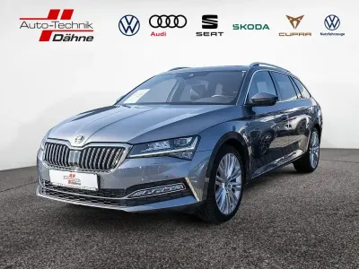 Gebraucht Skoda Superb LAURIN & KLEMENT 200 PS (147 kW) 2023 Grau Kombi