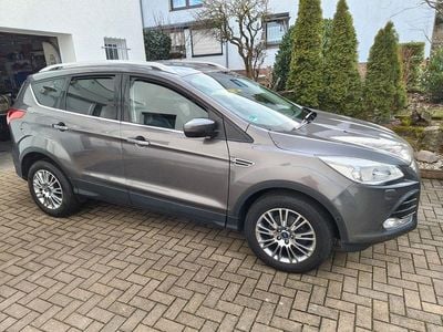 Gebraucht Ford Kuga Titanium 150 PS (110 kW) 2014 Grau SUV