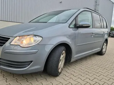 Gebraucht VW Touran 101 PS (74 kW) 2009 Grau Van / Kleinbus
