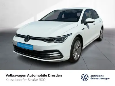 Gebraucht VW Golf VIII Style 131 PS (96 kW) 2024 Weiß Limousine