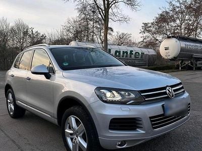 Grau Gebraucht 2010 VW Touareg Highline SUV | 15.350 € (Etwas zu teuer)