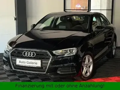Gebraucht Audi A3 Comfort 116 PS (85 kW) 2018 Schwarz Limousine