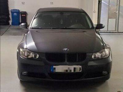 gebraucht BMW 318 i Garagenfahrzeug