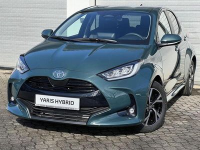 Neu Toyota Yaris Hybrid Comfort 116 PS (85 kW) 2025 Grün Limousine