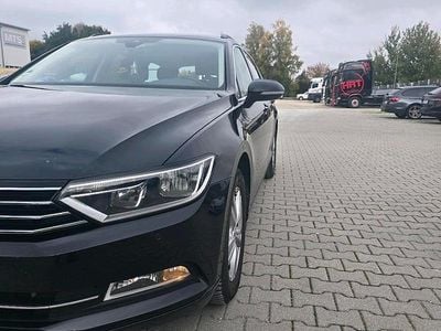 Schwarz Gebraucht 2018 VW Passat Kombi | 10.650 € (Guter Preis)