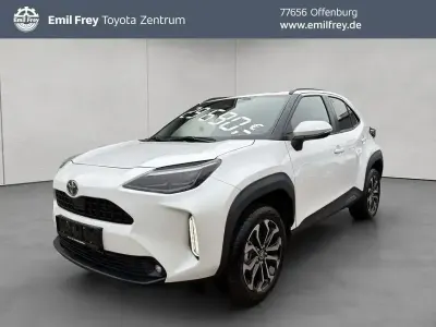 Neu Toyota Yaris 131 PS (96 kW) 2026 Weiß Kleinwagen