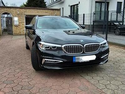Gebraucht BMW 520 Luxury Line 190 PS (139 kW) 2018 Schwarz Kombi