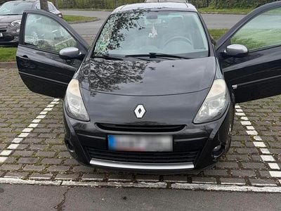 Gebraucht Renault Clio II 110 PS (80 kW) 2011 Schwarz Kleinwagen