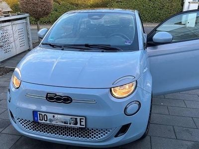 Gebraucht Fiat 500e Icon 86 kW (118 PS) 2022 Blau Limousine