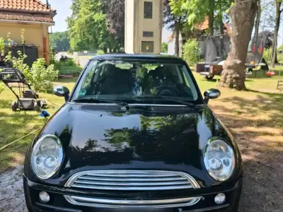 Gebraucht Mini ONE 90 PS (66 kW) 2003 Schwarz Kleinwagen