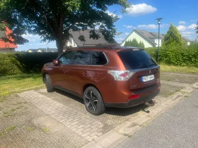 Gebraucht Mitsubishi Outlander 150 PS (110 kW) 2013 Orange SUV