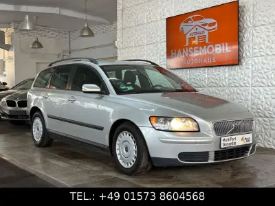 Second-hand Volvo V50 Kinetic 125 CP (91 kW) 2006 Argintiu Break