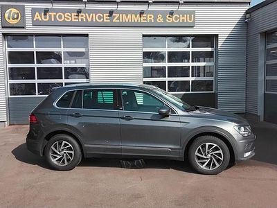 Gebraucht VW Tiguan Sound 150 PS (110 kW) 2017 Grau SUV