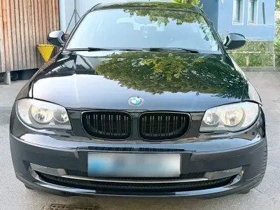 Gebraucht BMW 116 Sport Line 122 PS (89 kW) 2010 Schwarz Kleinwagen