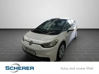 Gebraucht VW ID.3 Pro Performance 150 kW (204 PS) 2023 Gletscherweiß metallic schwarz (metallic) Kleinwagen