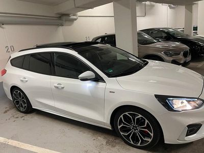 Gebraucht Ford Focus ST-Line 150 PS (110 kW) 2019 Weiß Kombi