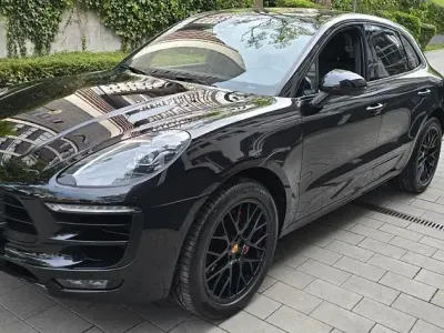 Begagnad Porsche Macan 360 HK (264 kW) 2016 Svart SUV