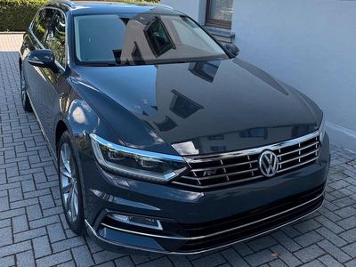 Gebraucht VW Passat R-line 150 PS (110 kW) 2018 Grau Kombi