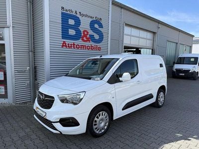 Gebraucht Opel Combo Edition 131 PS (96 kW) 2021 Weiß Van / Kleinbus