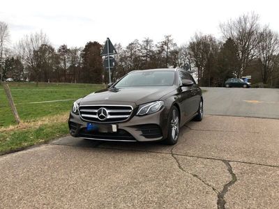 gebraucht Mercedes E220 E220 d T 9G-TRONIC AMG Line