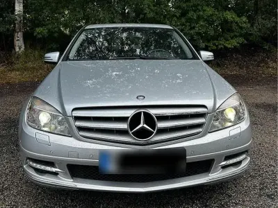 Gebraucht Mercedes C200 136 PS (100 kW) 2010 Grau Limousine