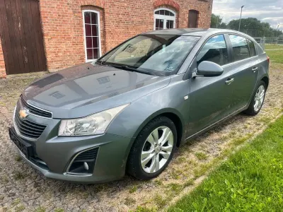 Gebraucht Chevrolet Cruze LTZ 140 PS (102 kW) 2013 Other Kleinwagen