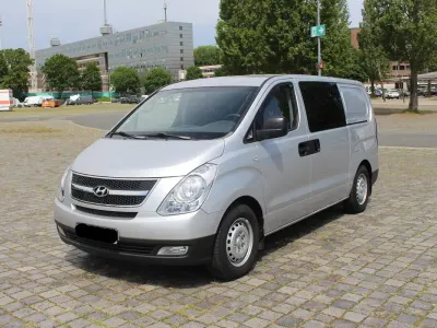 Gebraucht Hyundai H-1 170 PS (125 kW) 2009 Silber Van / Kleinbus
