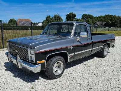 Gebraucht Chevrolet Silverado 160 PS (117 kW) 1986 Silber Pickup