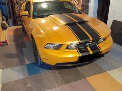 Gelb Gebraucht 2011 Ford Mustang GT Coupé | 19.800 €