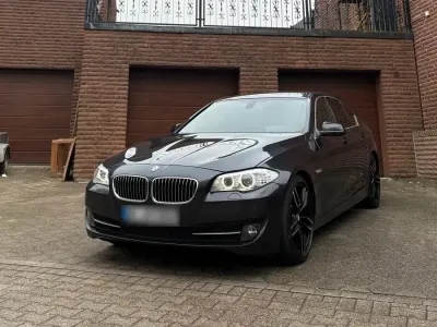 Gebraucht BMW 530 Comfort Edition 258 PS (189 kW) 2012 Grau Limousine