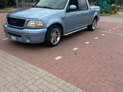 Gebraucht Ford V8 364 PS (267 kW) 2003 Blau SUV