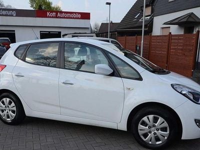 Second-hand Hyundai ix20 Edition 125 CP (91 kW) 2015 Alb Hatchback