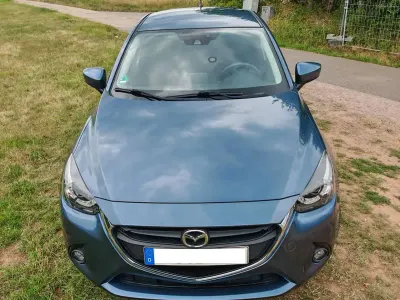 Gebraucht Mazda 2 Nakama 90 PS (66 kW) 2016 Blau Kleinwagen