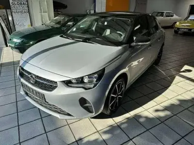 Gebraucht Opel Corsa-e Edition 100 kW (136 PS) 2022 Aluminium silb/kristall silb Kleinwagen