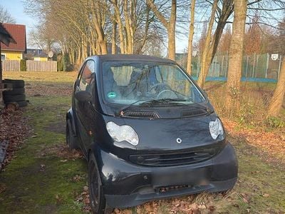 Schwarz Gebraucht 2004 Smart ForTwo Coupé Coupé | 700 € (Superpreis)