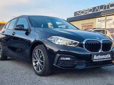 Schwarz Gebraucht 2020 BMW 118 Advantage Kleinwagen | 20.400 € (Fairer Preis)