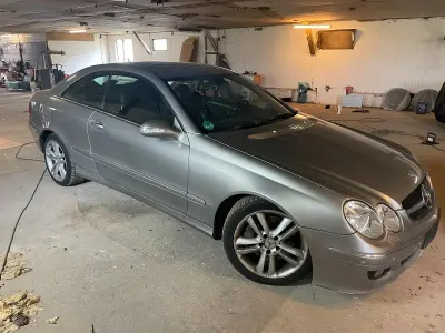 Gebraucht Mercedes CLK320 224 PS (164 kW) 2006 Grau Coupé