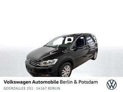 Gebraucht VW Touran Highline 150 PS (110 kW) 2022 Deep black perleffekt Van / Kleinbus