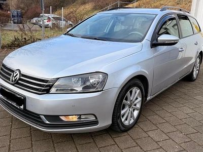 Gebraucht VW Passat 140 PS (102 kW) 2011 Silber Kombi