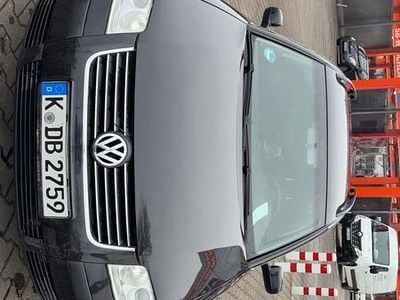 Schwarz Gebraucht 2002 VW Passat Kombi | 2.680 € (Teuer)