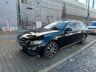 gebraucht Mercedes E300 Avangarde Distronik LED AHK Ambiente