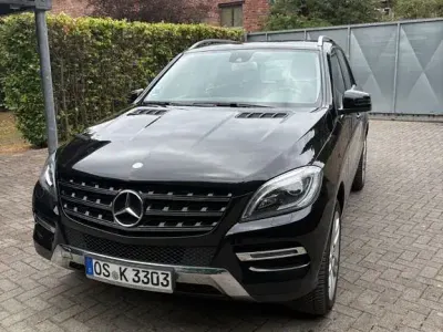 Gebraucht Mercedes ML350 258 PS (189 kW) 2012 Schwarz SUV